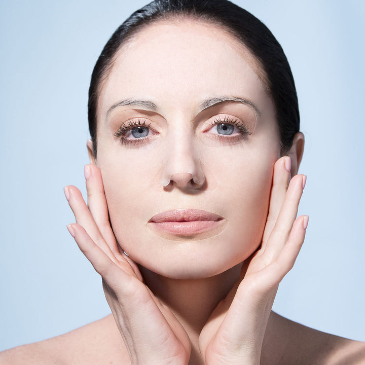 Female model wearing Vita Cura® B3 Lifting Mask, looking straight ahead